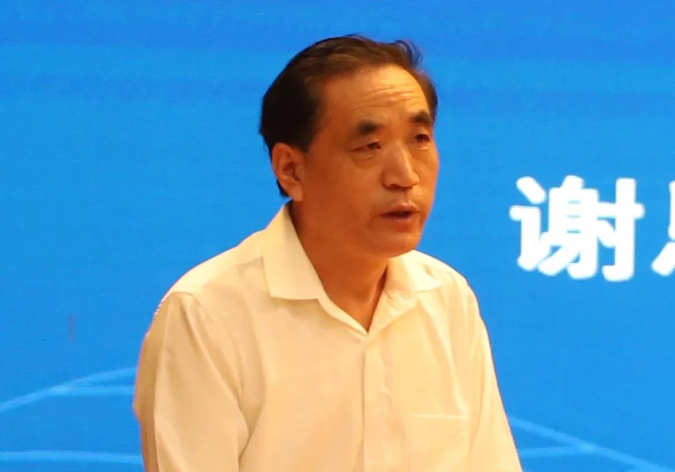 5、山東省發展和改革委員會城鎮化辦副主任 謝恩年.jpg 5、山東省發展和改革委員會城鎮化辦副主任 謝恩年.jpg